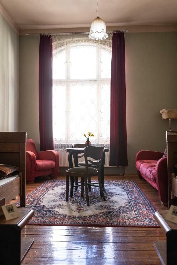 Hostel, Pokoje Goscinne Mleczarnia - Ozonowane Wrocław Exteriör bild